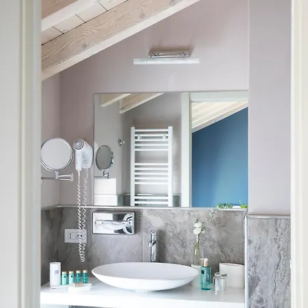 Отель Relais Porta